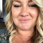 Lacey McClure- Geith - @goldencurves - Instagram