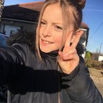 Lacey Squires - @lukaasinska22 - Instagram