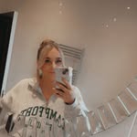 @laceythomson - Instagram