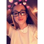 Lacey Watson - @chocolaustralien - Instagram