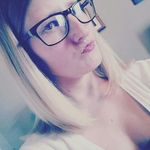 Lacy Lambert - @lacyluvbug1212 - Instagram