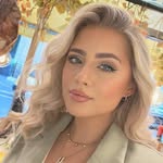 Lacy Hanson - @lacy_hansfon - Instagram