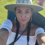 Lacy Lang - @wrappedupnlace - Instagram