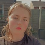 lacy-Jo lilly sharples - @lacyjolilly - Instagram