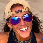 Lacy Reeves - @glass.halffull - Instagram