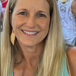 Lacy Schmidt - @idratherbesurfing321 - Instagram