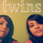 Lacy and  Shay - @the_moody_twins - Instagram