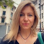 Laila Bitar - @lailinha_porto - Instagram