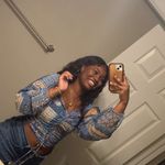 Laila Garrett - @lustrouslaila - Instagram