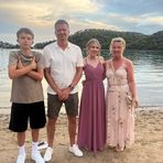 Laila Stones - Facebook