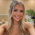 Lainey Poole - Facebook