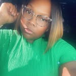 Renee Sprinkle - @lakeyadavis28 - Instagram