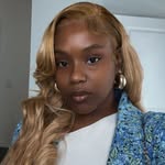 Lakia Roberson - @locdinwithkia - Instagram