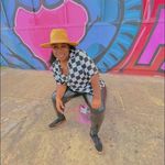 Lakisha Turner - @lusciouscurvesboutique - Instagram