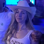 Lana - @lana.beth.berg - Instagram