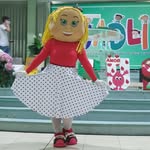 Lana a Boneca Ucadli - @lanaaboneca - Instagram