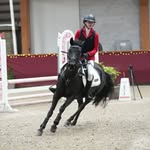 Lana Eccles - @lanajumping - Instagram