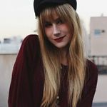 Lana Holmes - @hellximlana - Instagram
