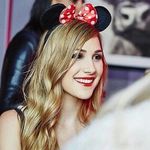 Lana Holmes - @lanita6482 - Instagram