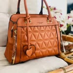 Lana Leal - @lanalealstore - Instagram