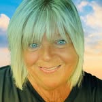Lana Testa Winterberryprimitives - @lanatestawinterberryprimitives - Instagram