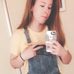 Lana Weeks - @la_anne_uh - Instagram