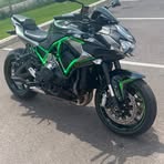 Landon Yoder - Facebook