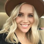 Ashlyn | Home Decor + Interior Design - @house.on.oak.lane - Instagram