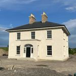 Brendan & Elizabeth - @blackthorn_lane_house - Instagram