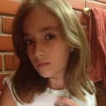 Lara Adler - @larinha_balta - Instagram