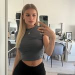 lara - @lara.adler - Instagram