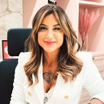 Lara Assadi's Instagram, Twitter & Facebook on IDCrawl