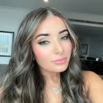 Lara Bartolone - @larabartolone - Instagram