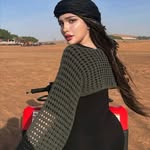 Lara Bean - @larabean58 - Instagram