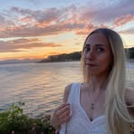 Lara Benson - Facebook