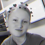 Lara Bishop - @lara.a.b.200 - Instagram