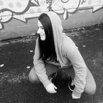 Lara Blake - @_lara.blake_ - Instagram