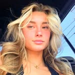 Lara Blake - @lara.b166 - Instagram