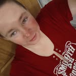 Lara Bradshaw - @sweet2burs - Instagram
