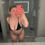 Lara Brooks - @larabrooks978 - Instagram