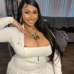 lara Brooks - @larabrooks73 - Instagram