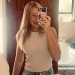 lara burger - @laraaa_burger - Instagram