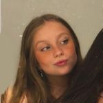 Lara - @lara_carvalho.burger - Instagram