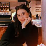 Lara - @laracastlewine - Instagram