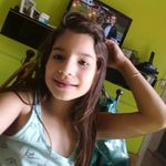 lara clement - @laraclement7 - Instagram