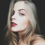 Lara Collins - @laracollinss1994 - Instagram