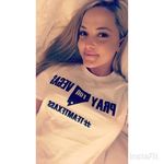 Lara Collins - @laracollins35 - Instagram