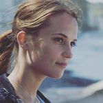 Lara Cross - @lara_cross_15 - Instagram