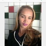 Lara drew - @_laradrew - Instagram