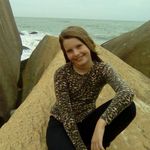 Lara Engelmann Drews - @lara_drews - Instagram